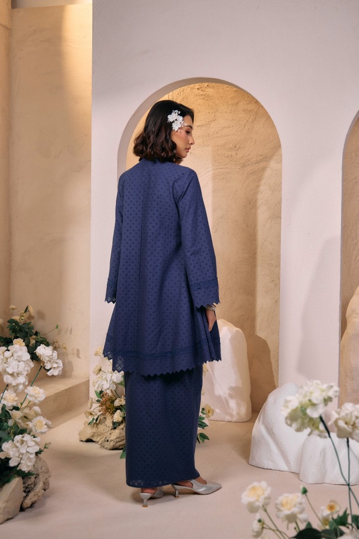 Jemila in Navy Peony