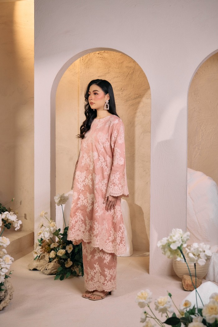 Quntom in Blossom Pink