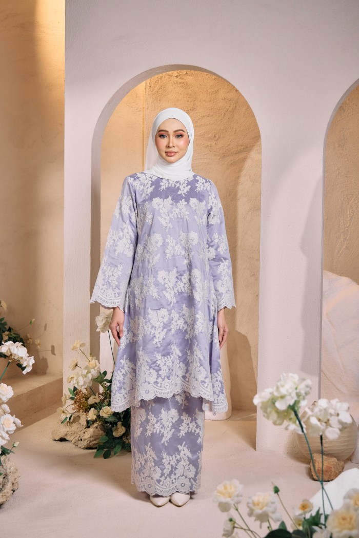 Quntom in Soft Lavender