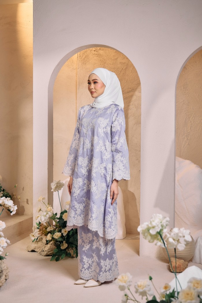 Quntom in Soft Lavender