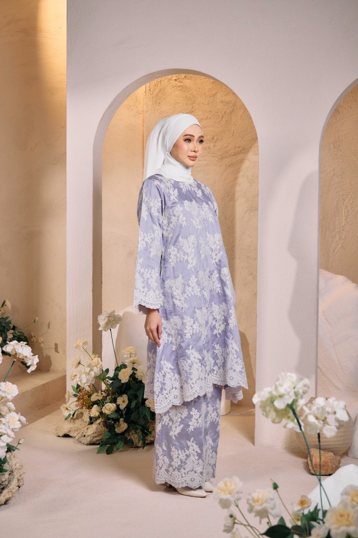 Quntom in Soft Lavender
