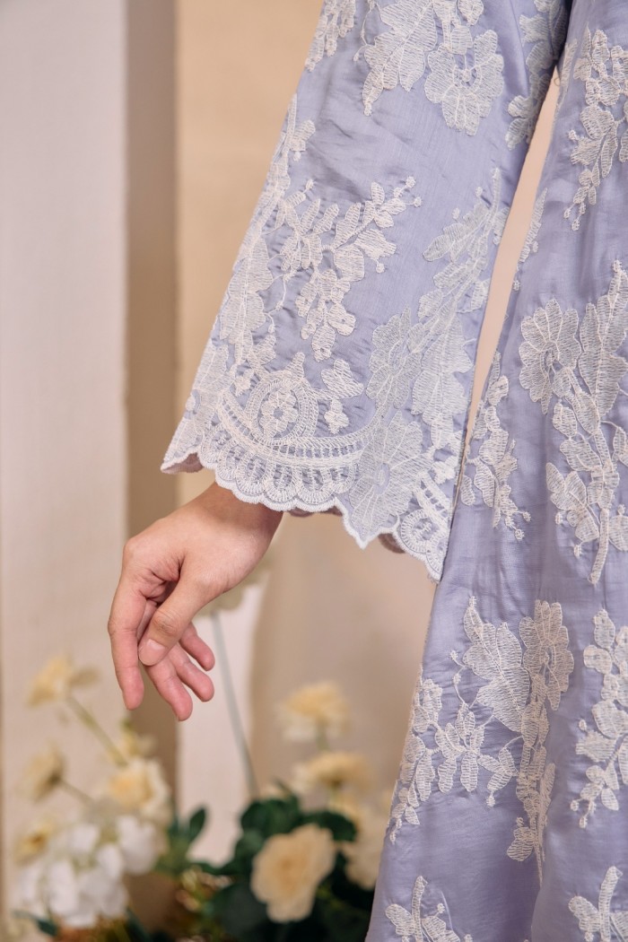 Quntom in Soft Lavender