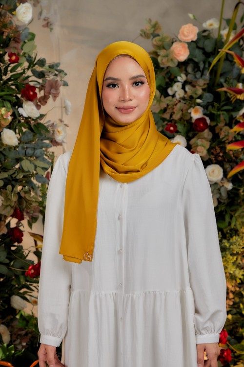 Adora in Golden Olive